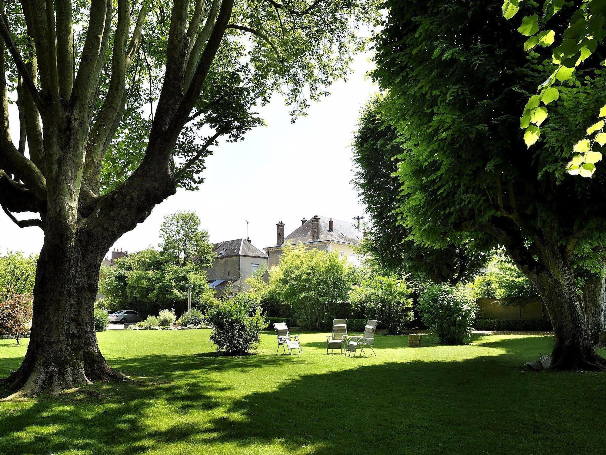Le Saint-Jacques Hotel Cloyes-sur-le-Loir Ngoại thất bức ảnh